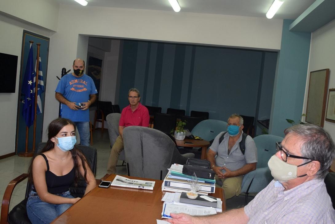 μαθητές - Δήμαρχος, Ζερβός