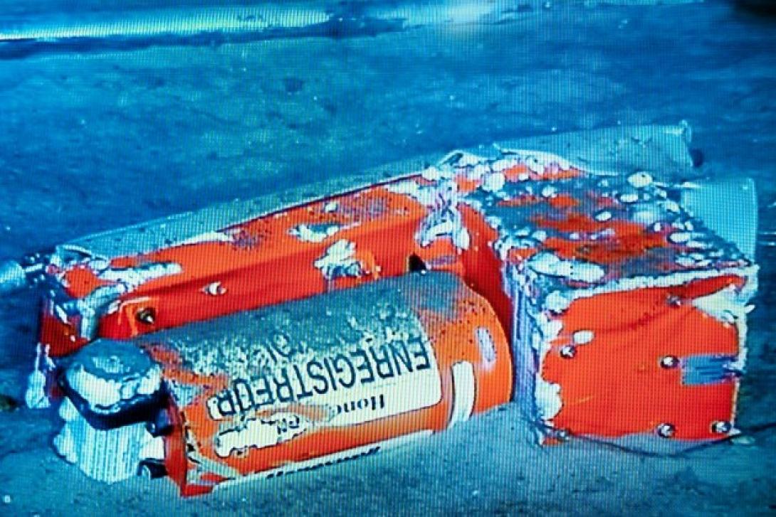 Γιατί το «μαύρο κουτί» είναι παγιδευμένο μέσα στα αεροπλάνα;