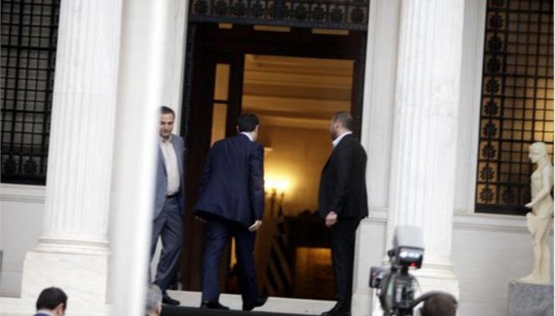 Σύσκεψη Αλ. Τσίπρα με οικονομικούς υπουργούς ενόψει προγραμματικών δηλώσεων