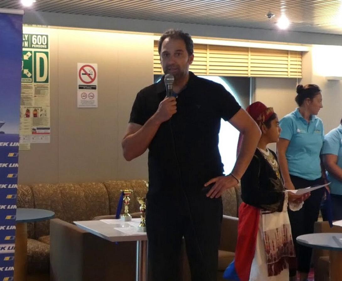 Πάρης Χηνόπουλος