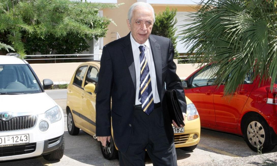 mayrokoykoylakis.jpg
