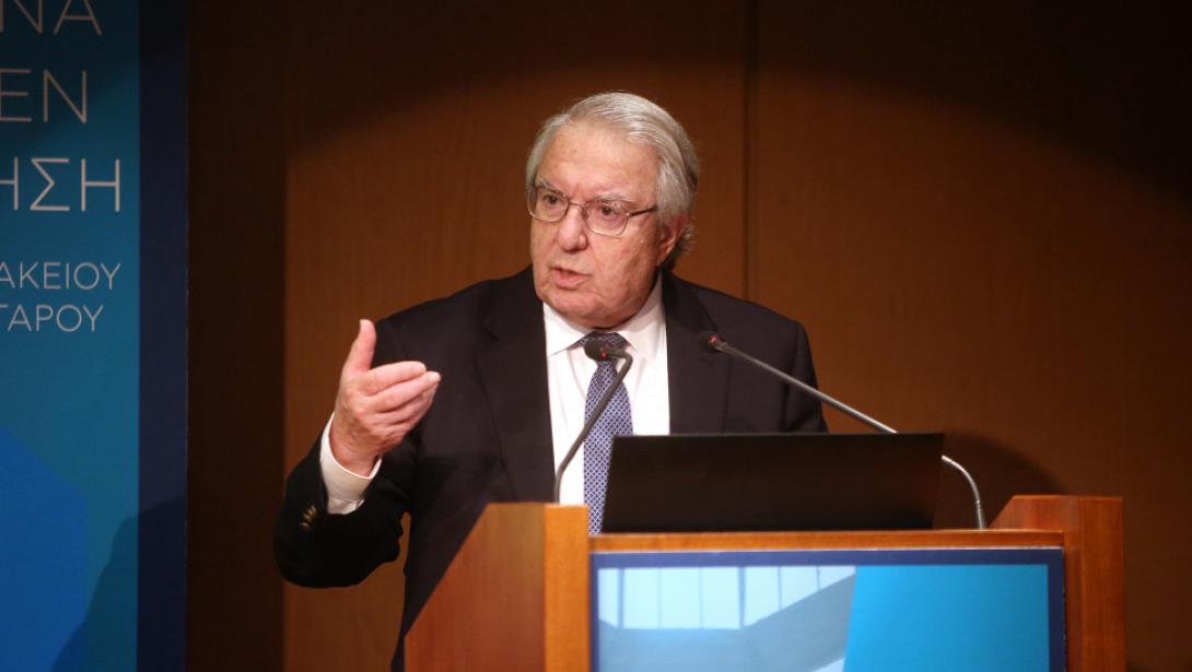 μπαμπινιώτης