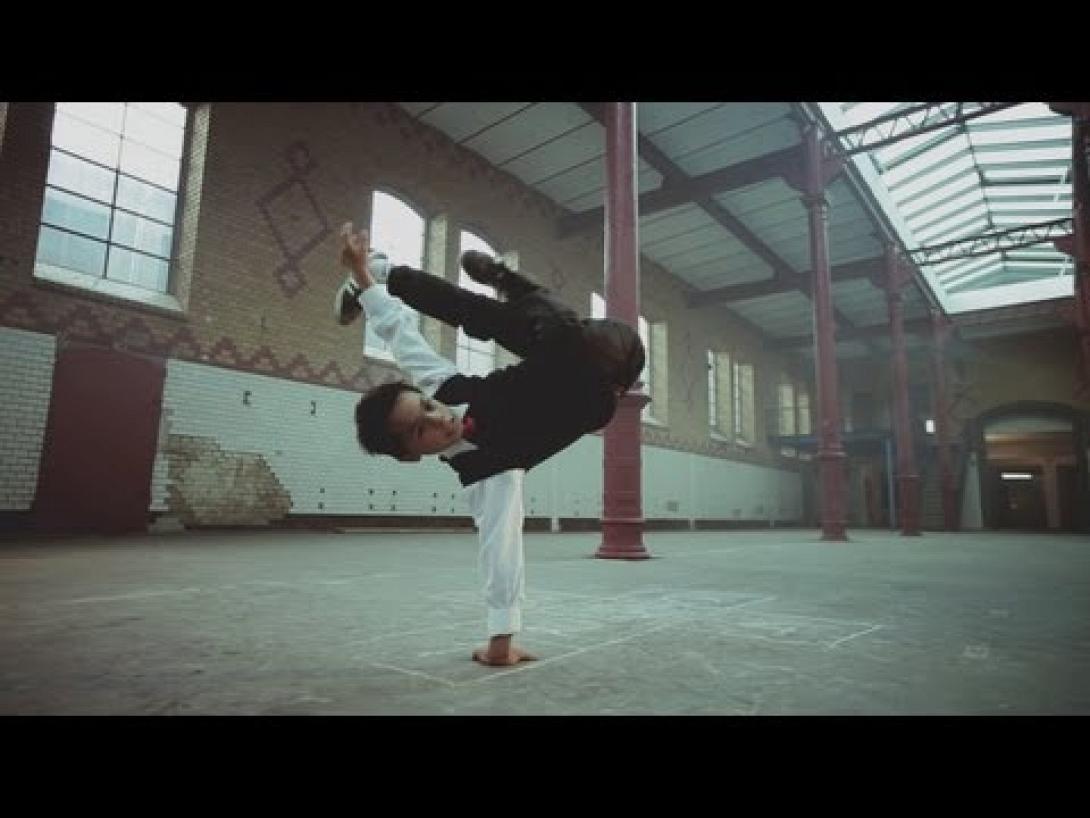 Παιδί  θύμα ψυχολογικής και σωματικής βίας: Ένα συγκινητικό βίντεο!