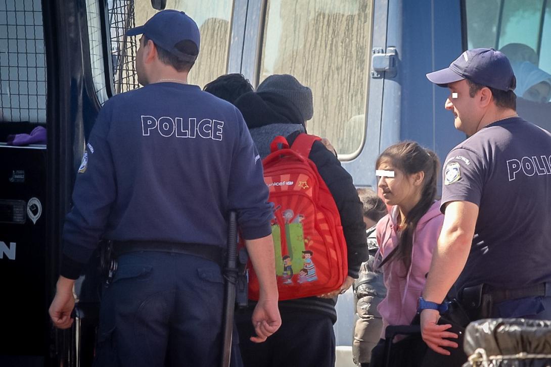 μετανάστες μέγαρο