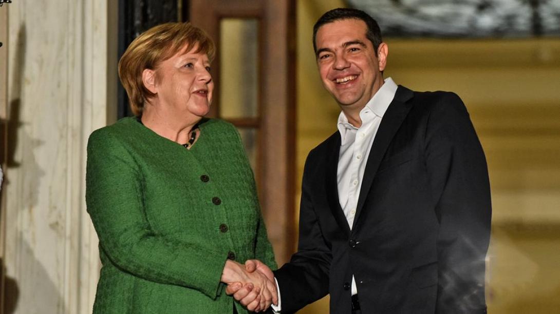 μερκελ τσιπρας.jpg