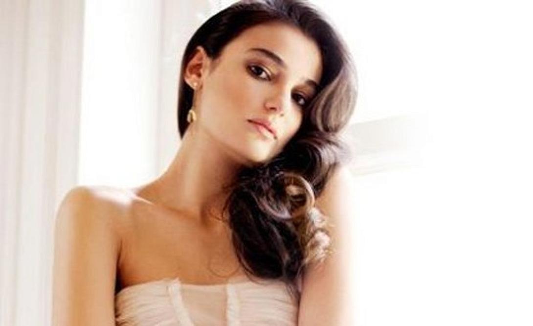 Πως ο Ερντογάν φυλάκισε και την Μις Τουρκία