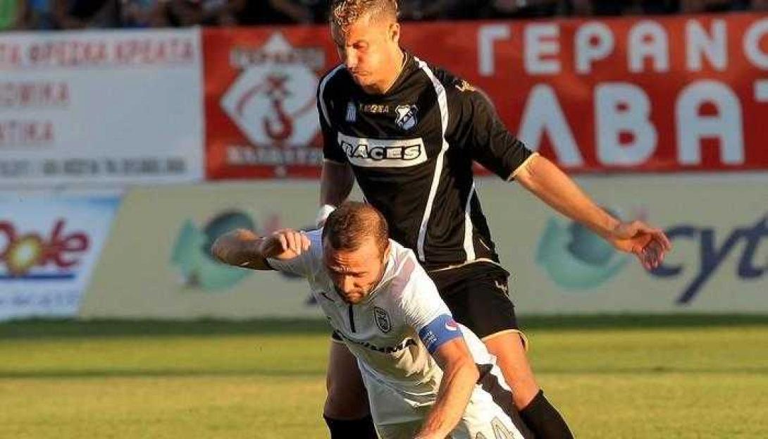 Μιλιάζες:Ευχές και ευχαριστώ στη ...θύρα 4