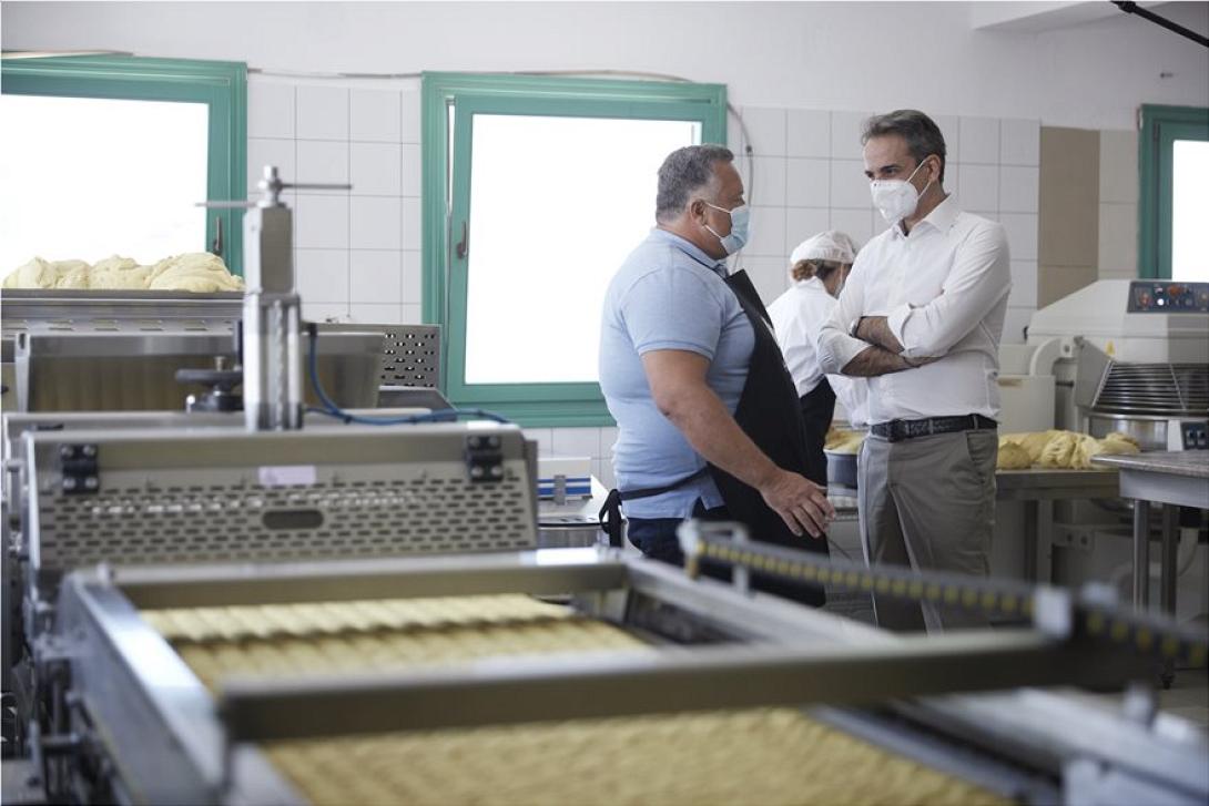 Πρώτος σταθμός ο παραδοσιακός φούρνος «Ηλιάνα», της Αστυπάλαιας, 