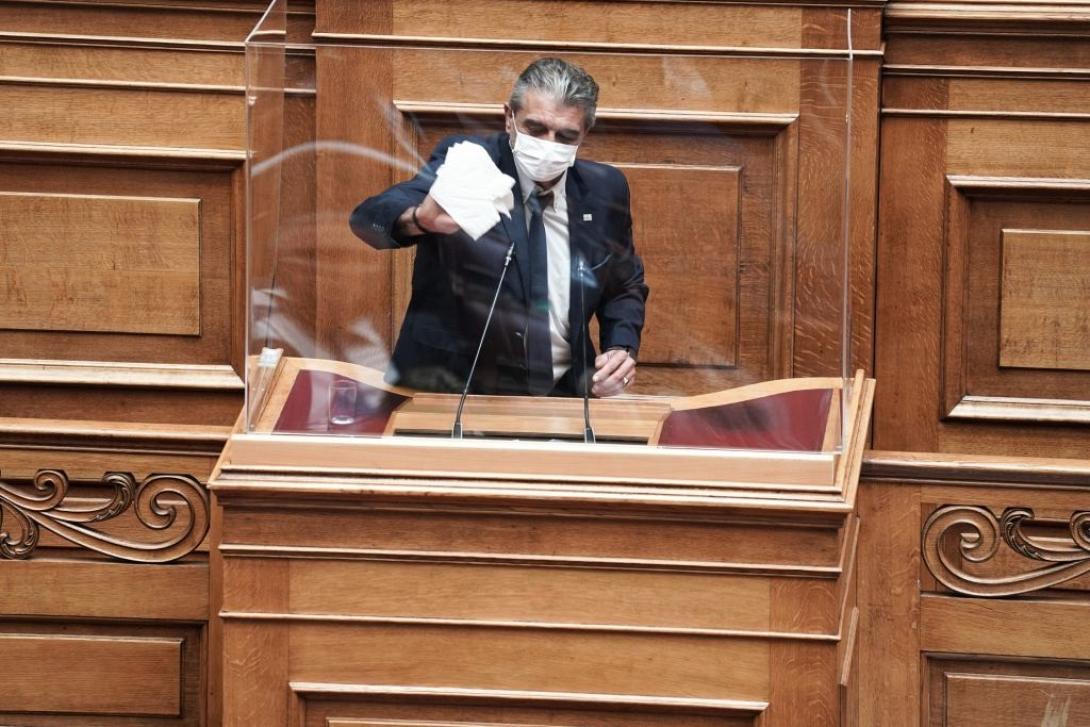 μάσκα βουλή