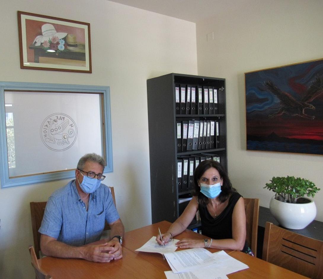 Ρένα Παπαδάκη και Πέτρος Παπαδάκης- Παιδικά χωριά σοσ- μνημόνιο συνεργασίας