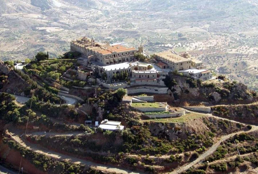 Ιερά Μονή Σταυροβουνίου - Κύπρος