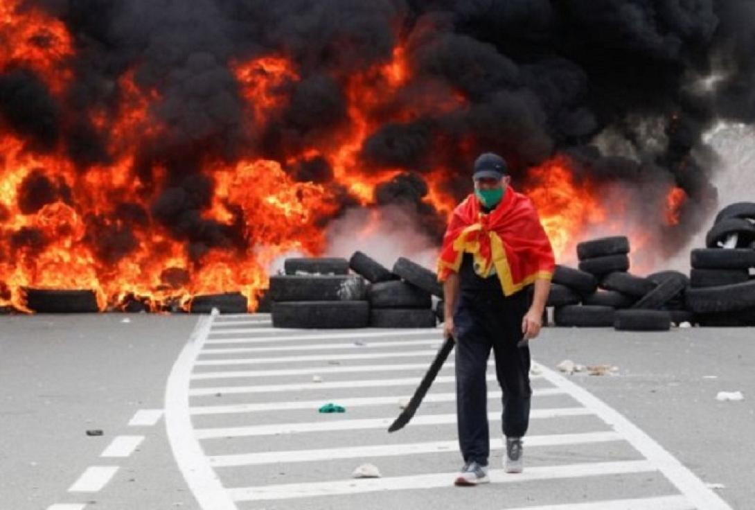 Βίαια Επεισόδια στη Σερβία