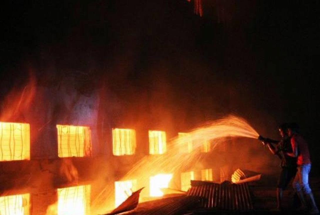 μπαγκλαντές φωτιά