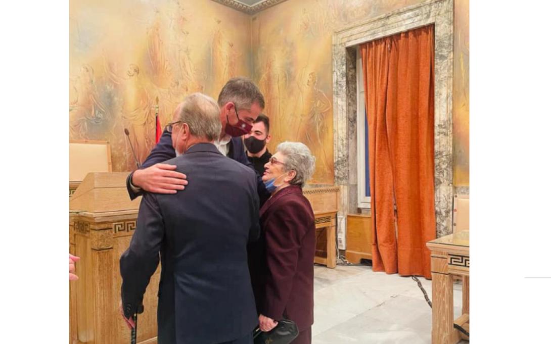 μπακογιάννης ζευγάρι