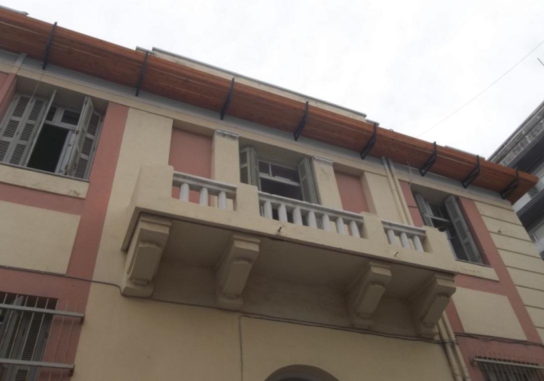 Το ετοιμόρροπο μπαλκόνι στα Δικαστήρια και η άποψη του Δικηγορικού Συλλόγου Ηρακλείου