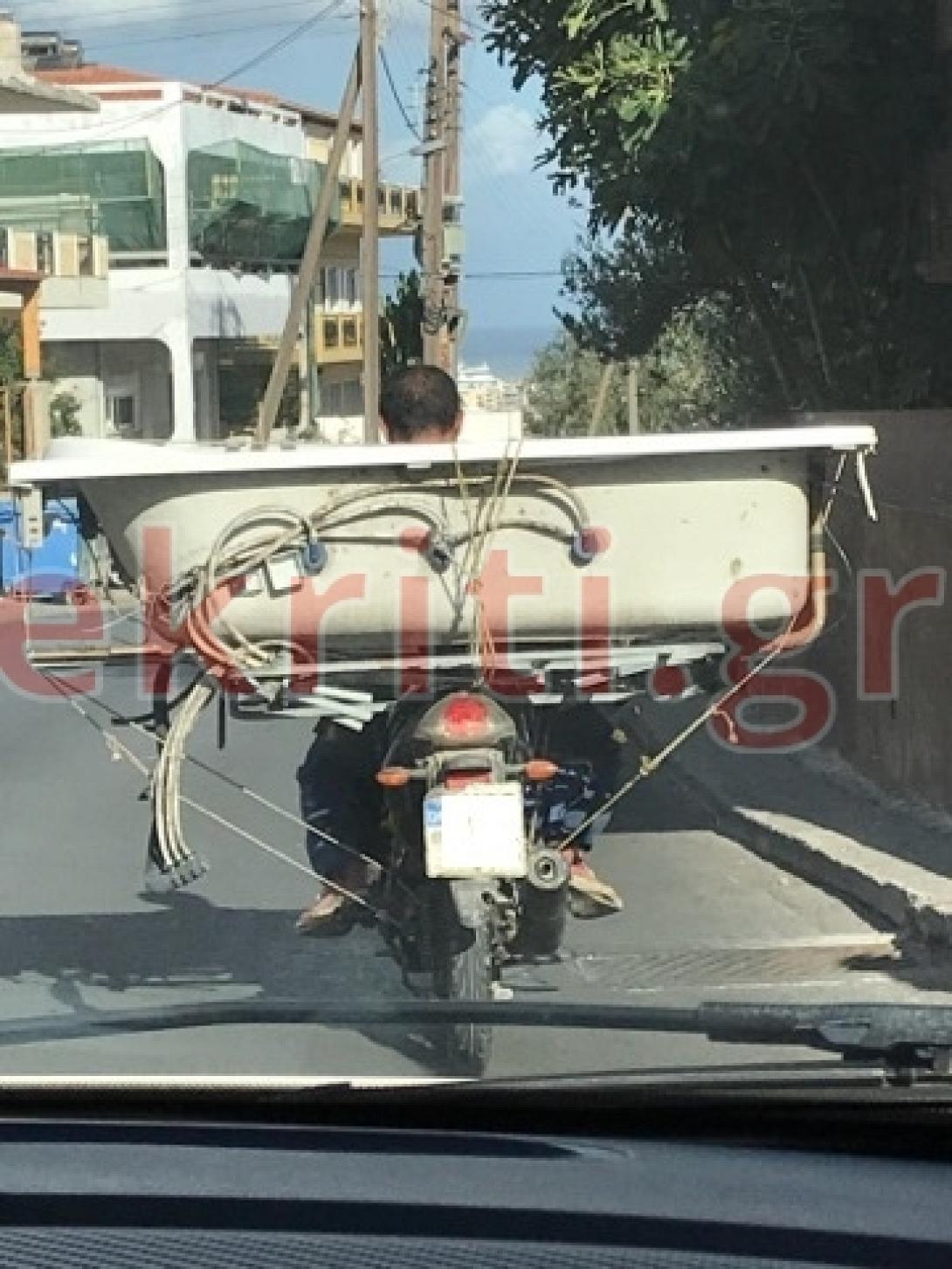 μπανιέρα μηχανάκι