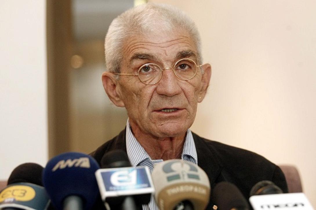 Γιάννης Μπουτάρης: Να σεβόμαστε και τους καπνίζοντες