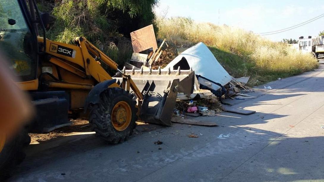 μπουλντόζα μπάζα