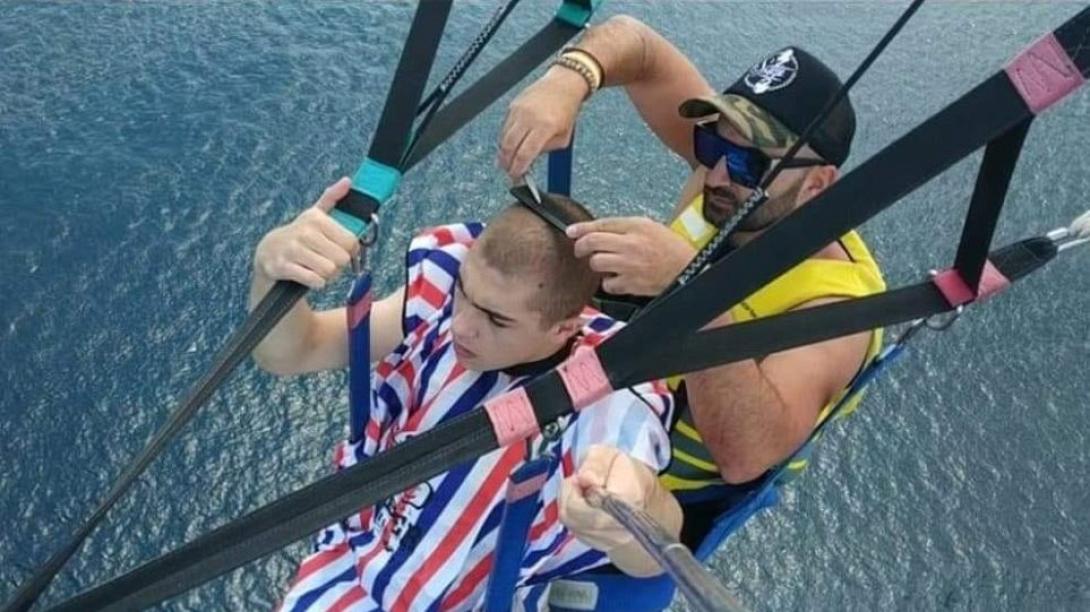 Νάουσα κομμωτής