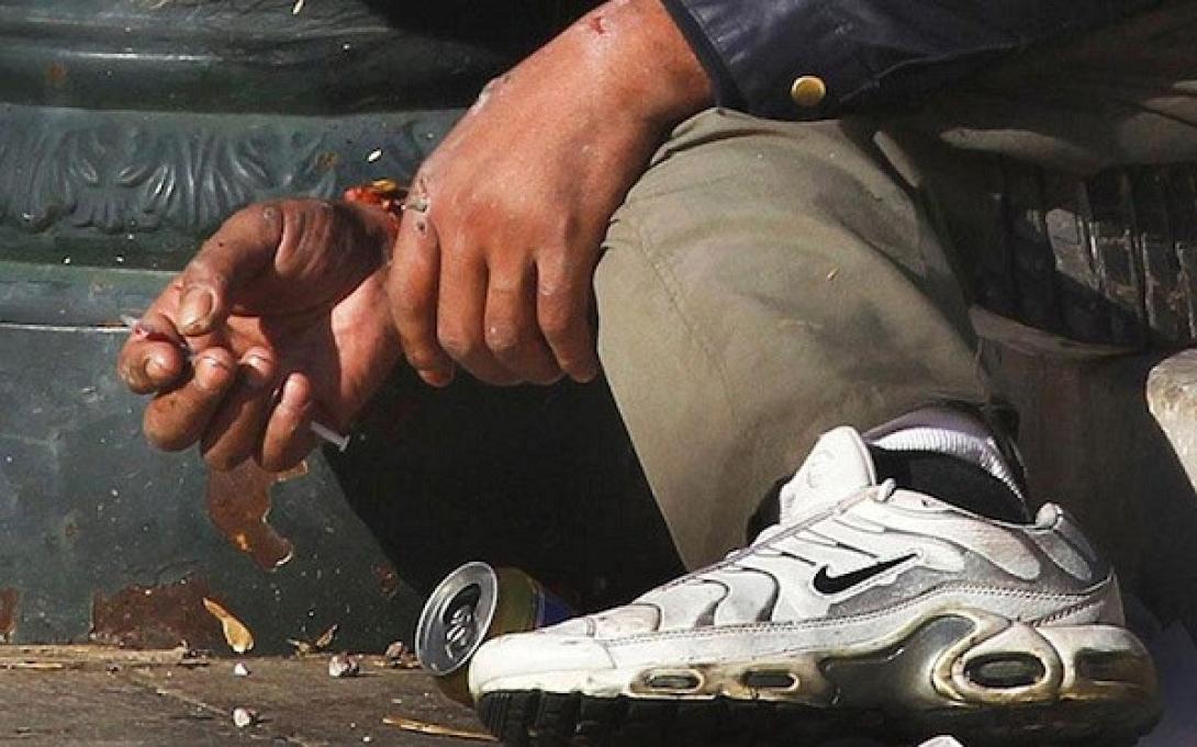 ναρκομανής