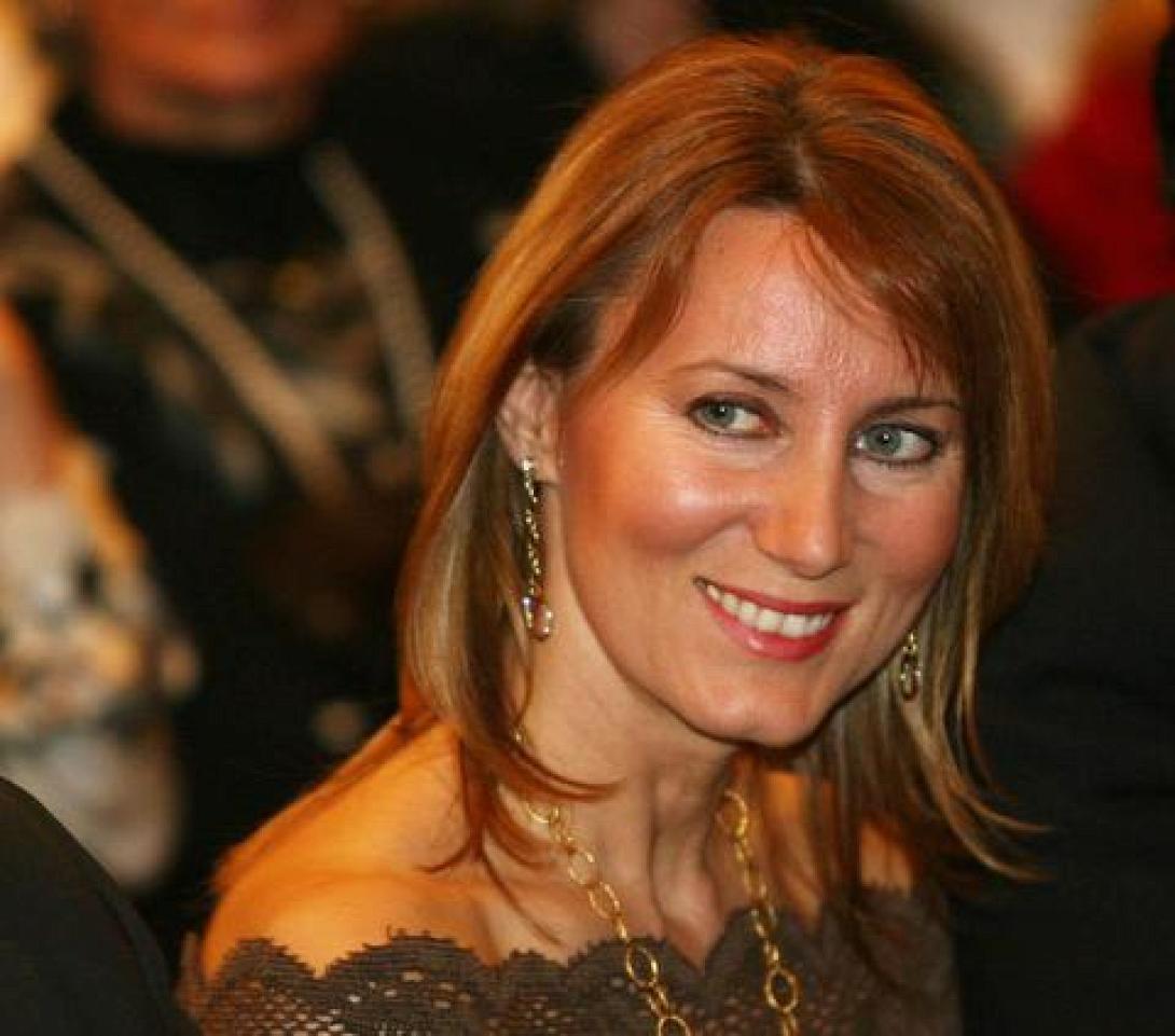 νατάσα παζαίτη