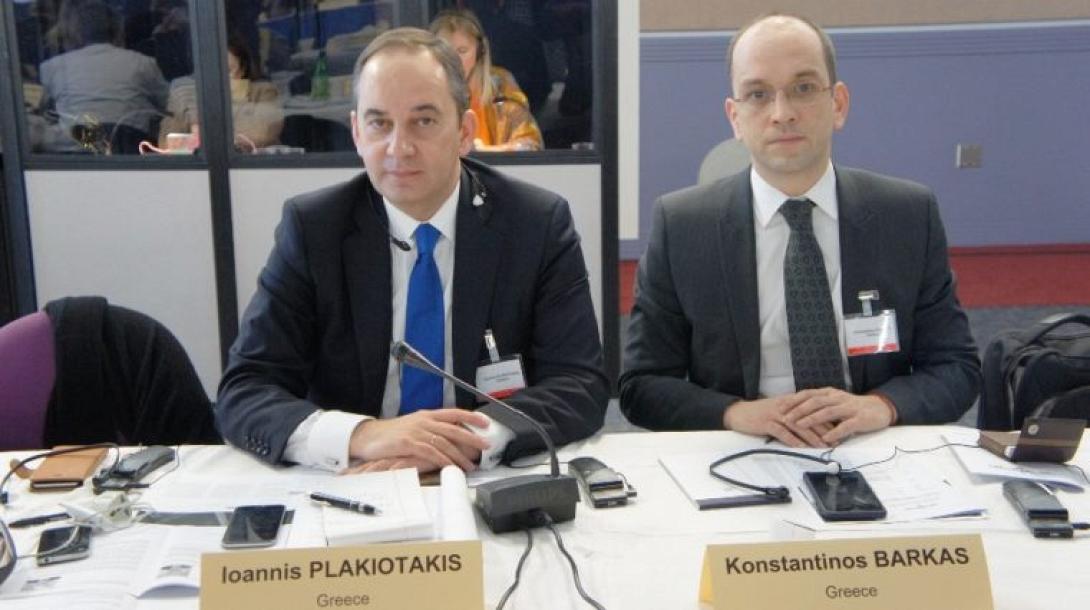 πλακιωτακης