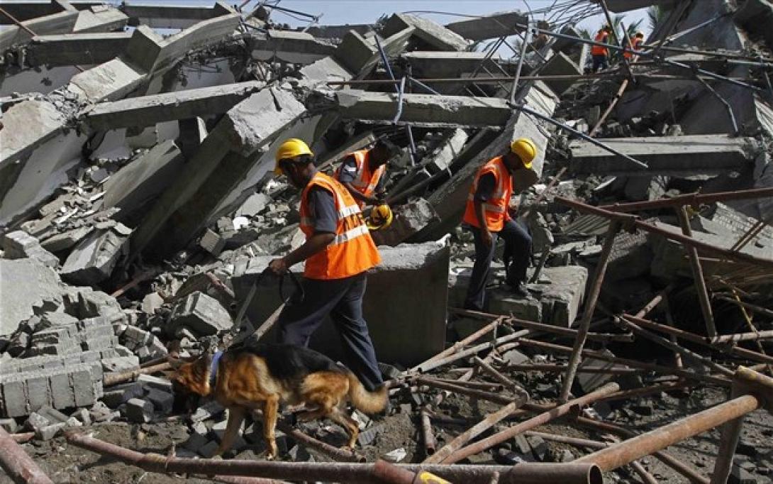 Ξεπέρασαν τους εκατό οι νεκροί από την κατολίσθηση στην Ινδία