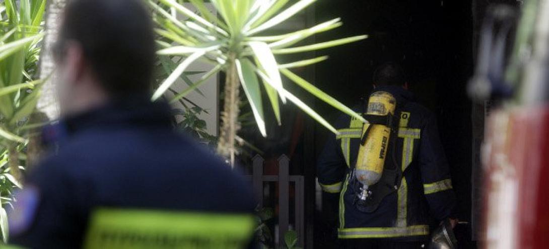 Νεκρό ένα άτομο από πυρκαγιά σε υπόγειο στην Αθήνα