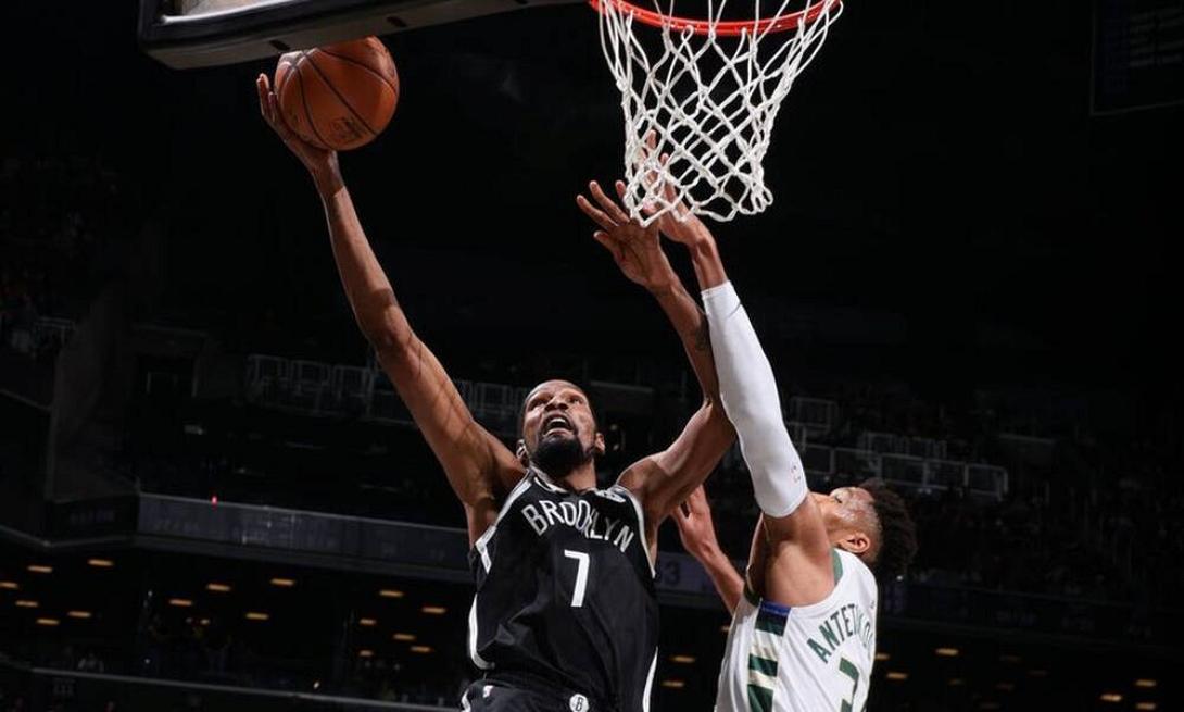 Αντετοκούνμπο με Νετς