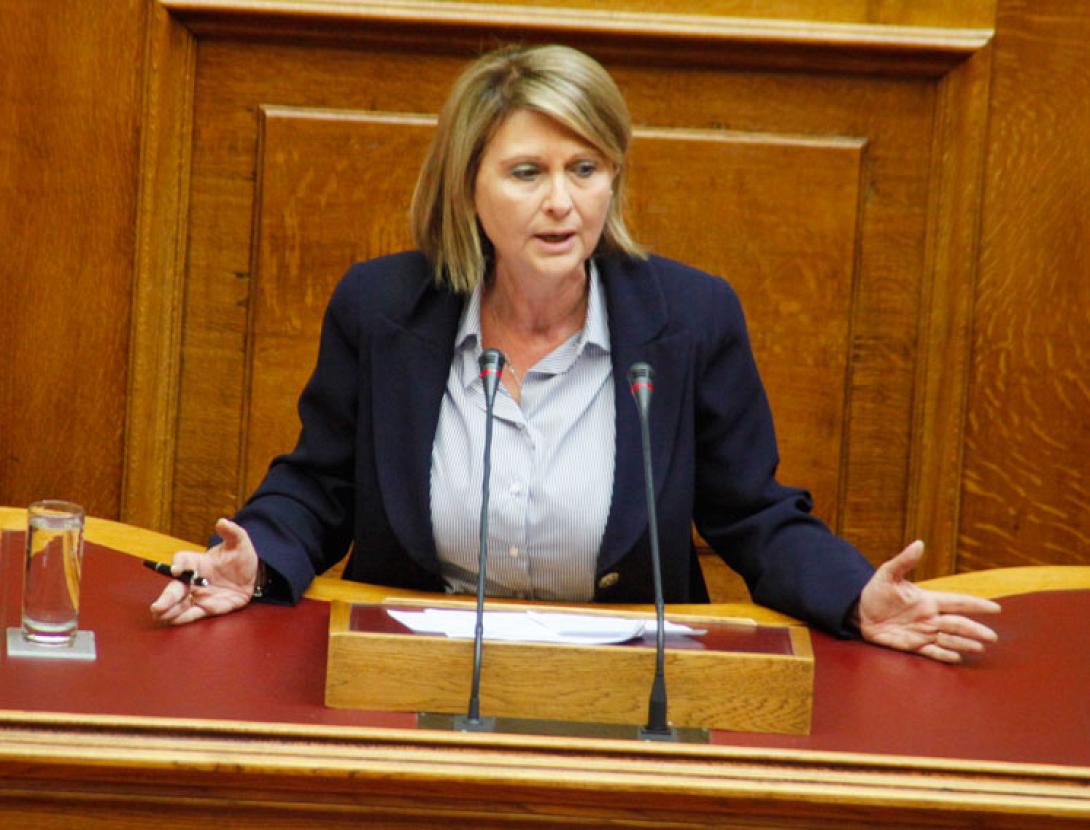 Επίθεση Βούλτεψη στο ΣΥΡΙΖΑ από το βήμα της βουλής