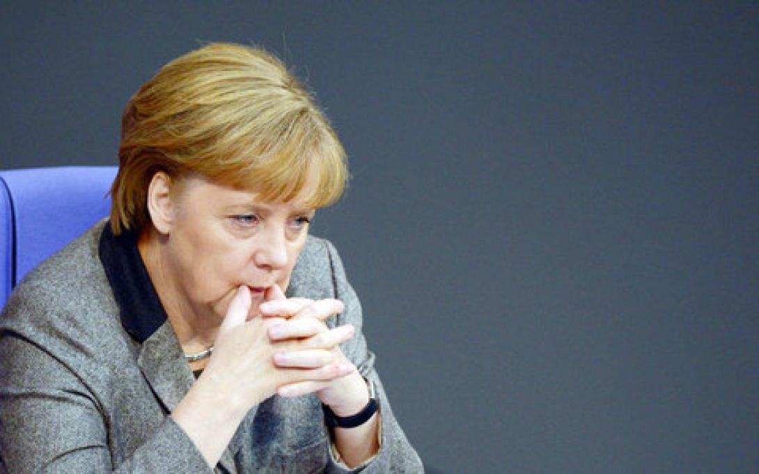 Μέρκελ: Οι κυρώσεις εις βάρος της Μόσχας δεν αποκλείουν τον διάλογο