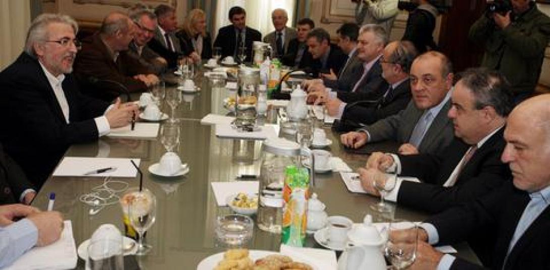 Προς συμφωνία ΓΣΕΕ - ΣΕΒ για την νέα εθνική συλλογική σύμβαση εργασίας