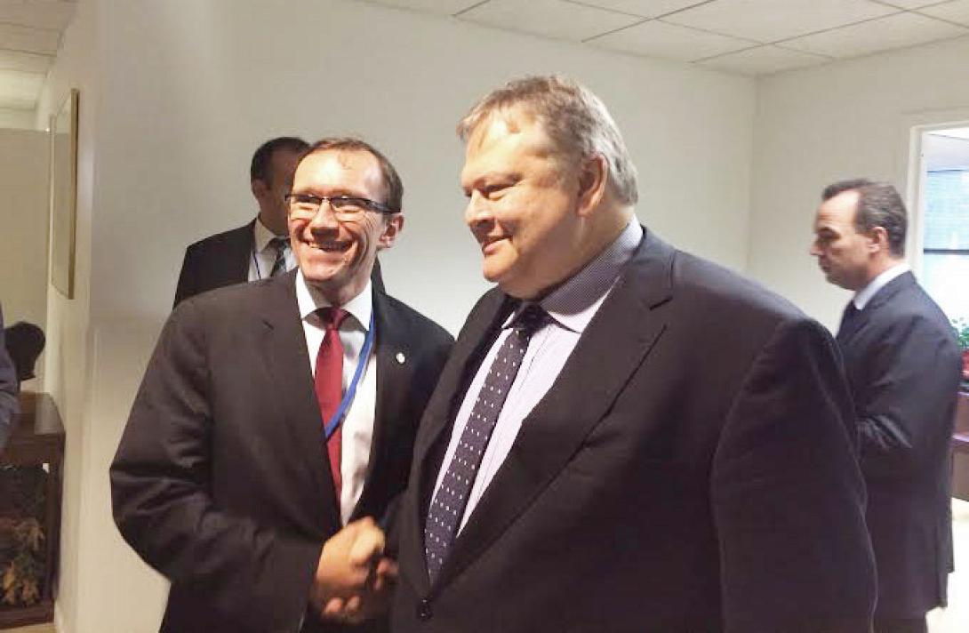 Παρέμβαση Βενιζέλου στον ΟΗΕ για τα κύματα προσφύγων 