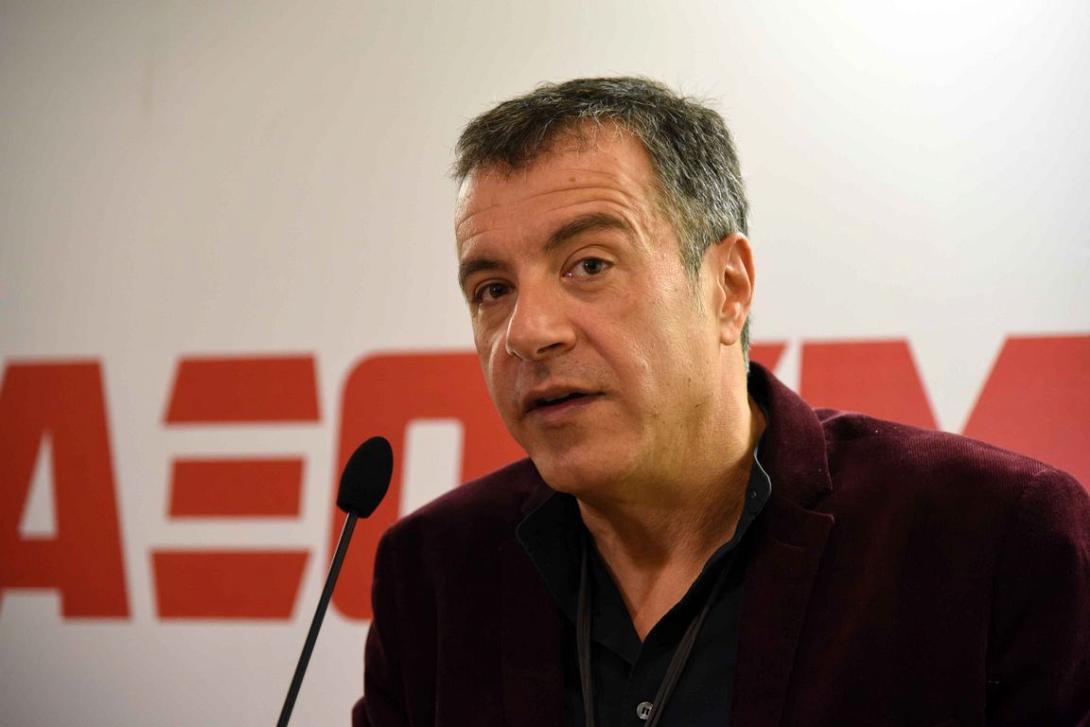 Μετά την ορκωμοσία η συνάντηση Α. Τσίπρα - Σ. Θεοδωράκη