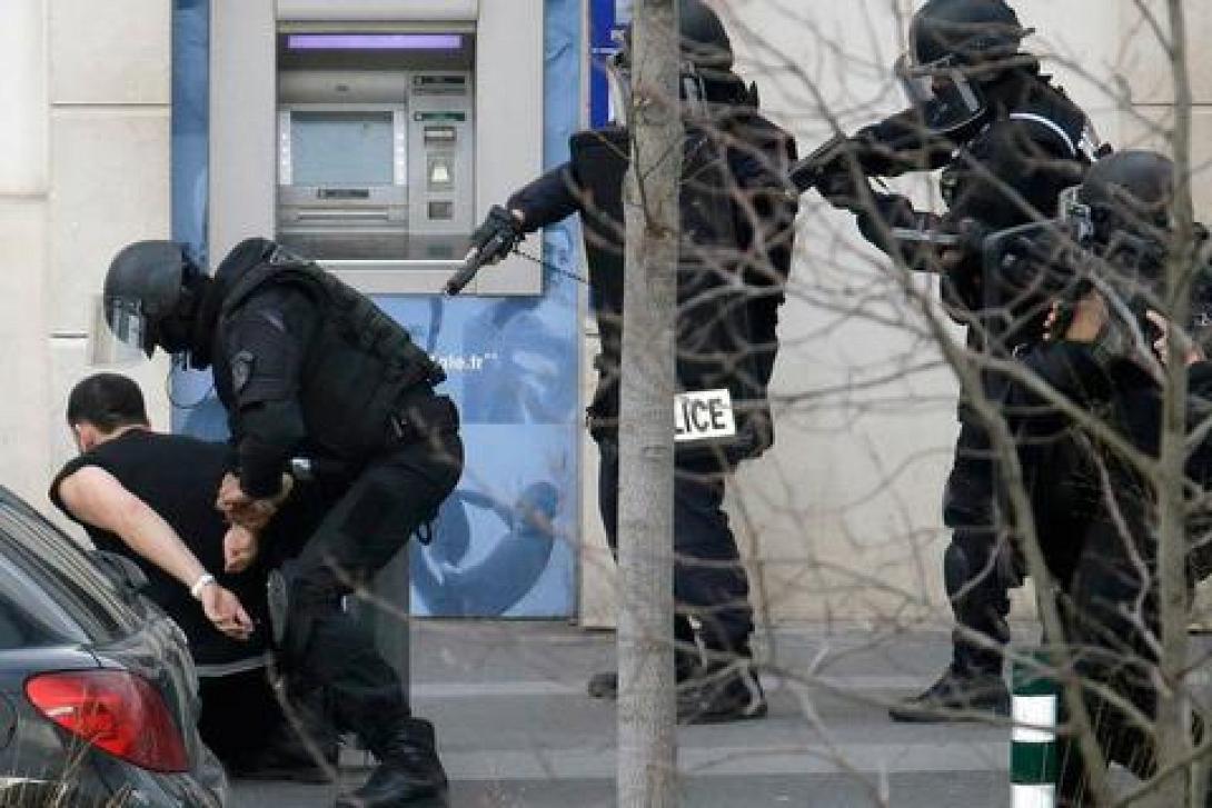 'Εκδοση του Αλγερινού που συνελήφθη ως ύποπτος για τρομοκρατία