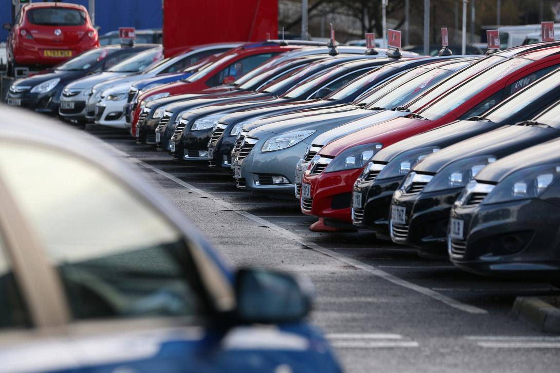 Από το Σάββατο τα τέλη κυκλοφορίας 2015 στο Taxis
