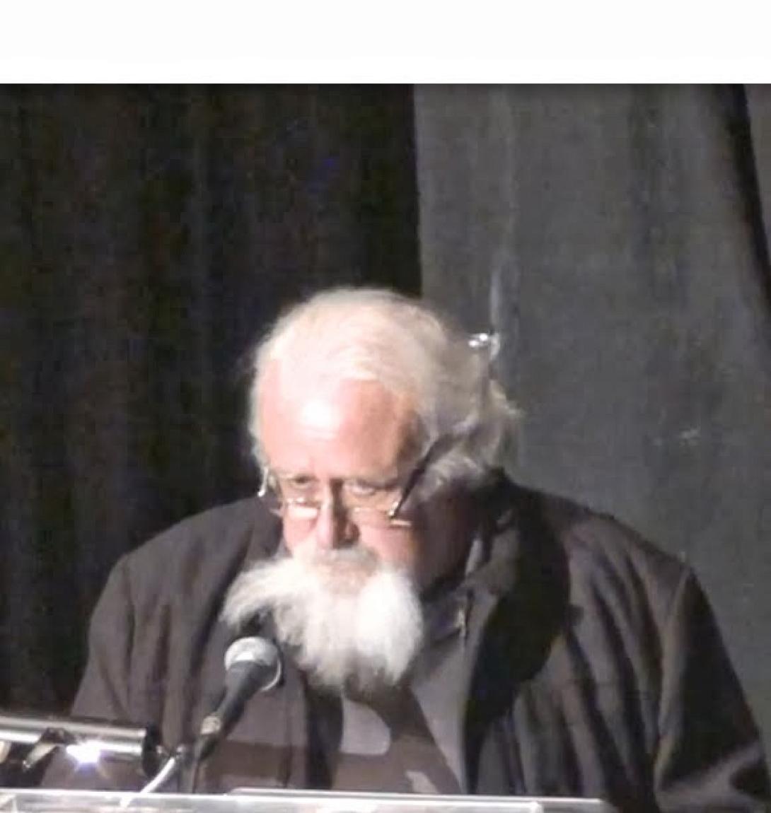 Ο κρητικός γιατρός που σόκαρε το Ευρωκοινοβούλιο με τα λόγια και τις φωτογραφίες του