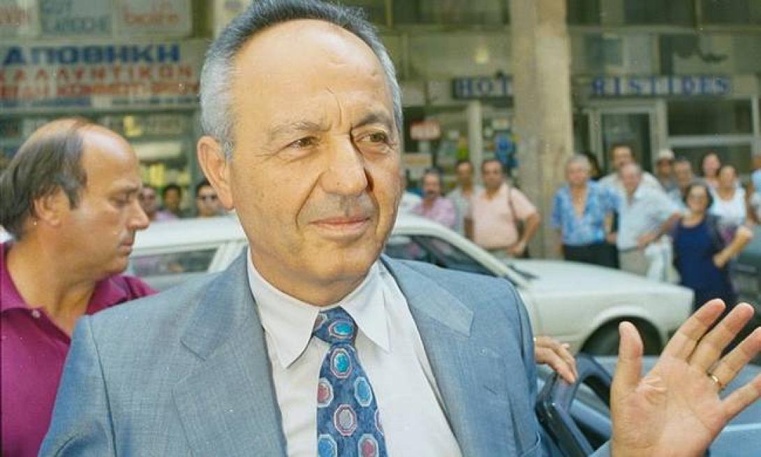 νίκος γρυλλάκης