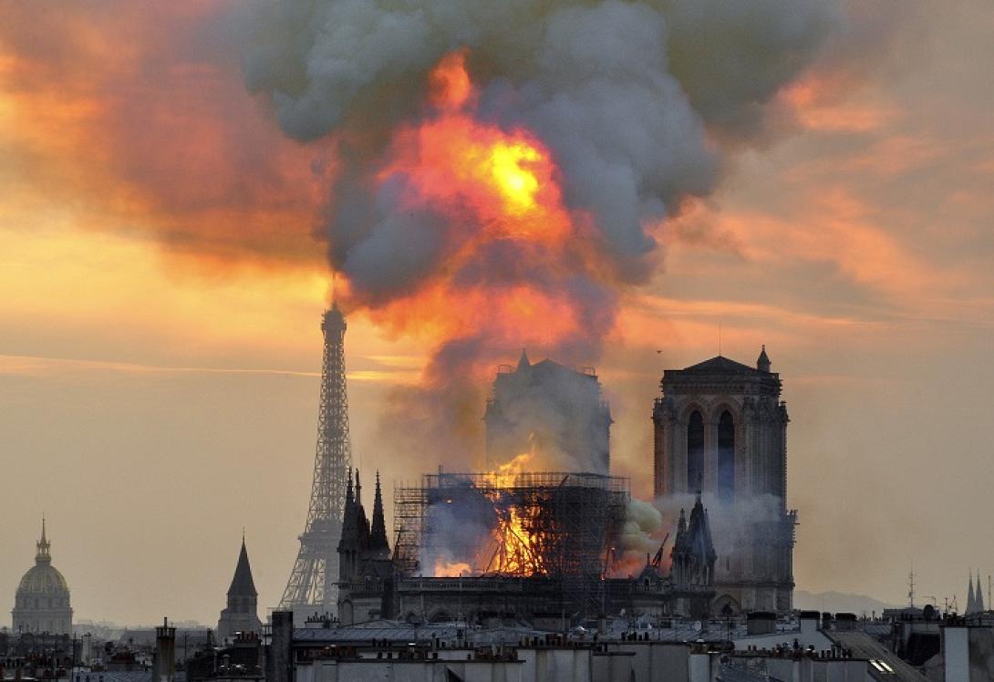 notre-dame-fire-.jpg