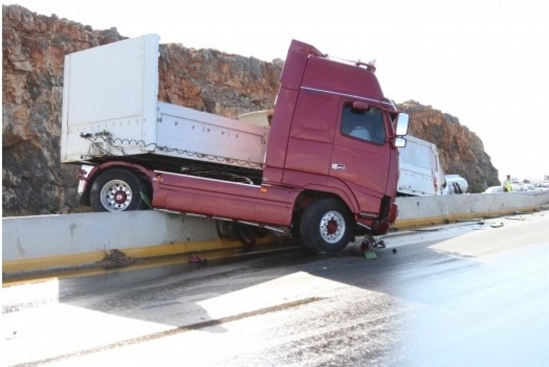 Εξετάσεις πιστοποίησης για οδηγούς οχημάτων μεταφοράς επικίνδυνων εμπορευμάτων