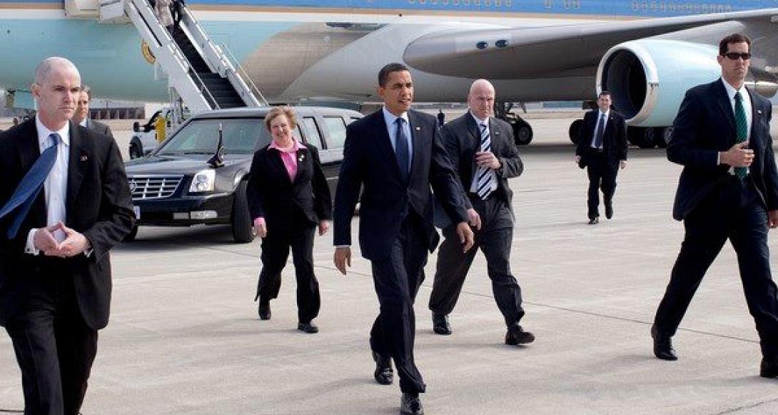 obamaguards.jpg