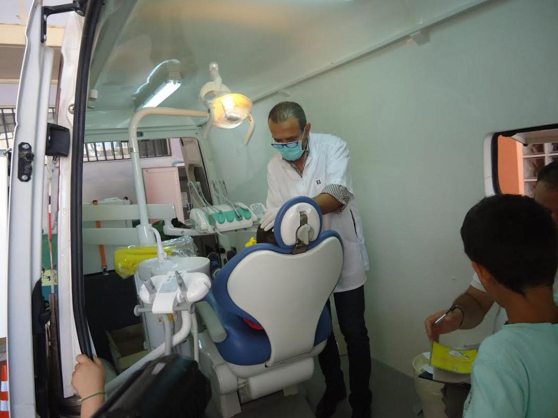 κινητή οδοντιατρική μονάδα