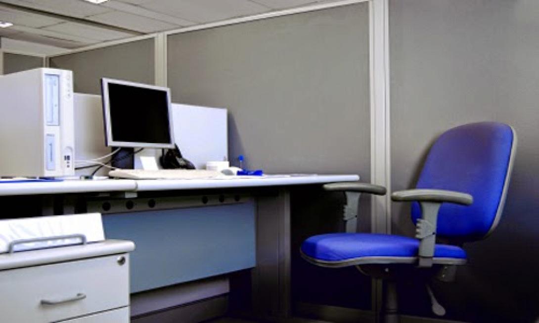 αδειο γραφείο