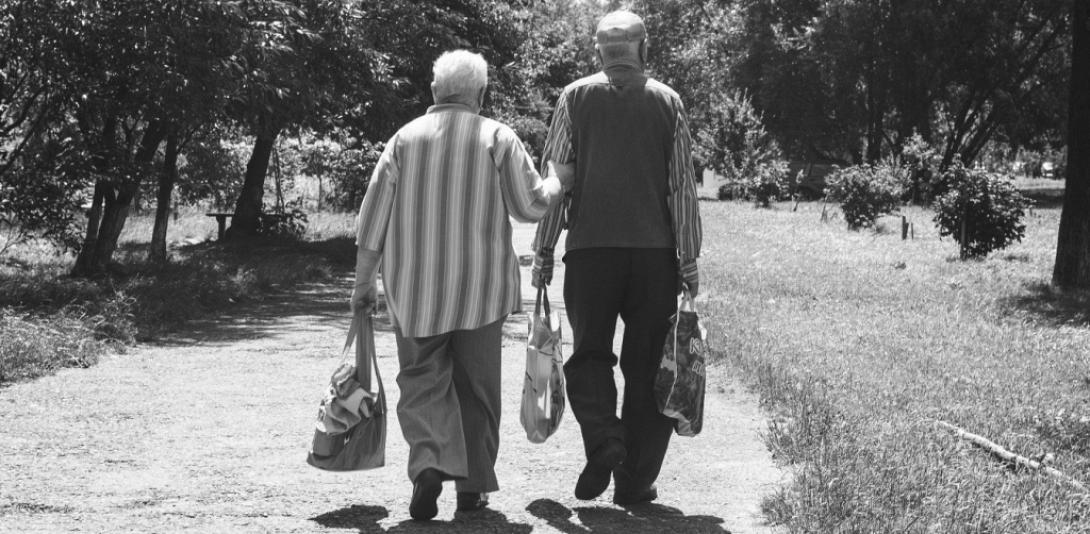 Ο 81χρονος και η 83χρονη που ζουν στο μικρότερο κατοικήσιμο νησί του Ιονίου.jpg