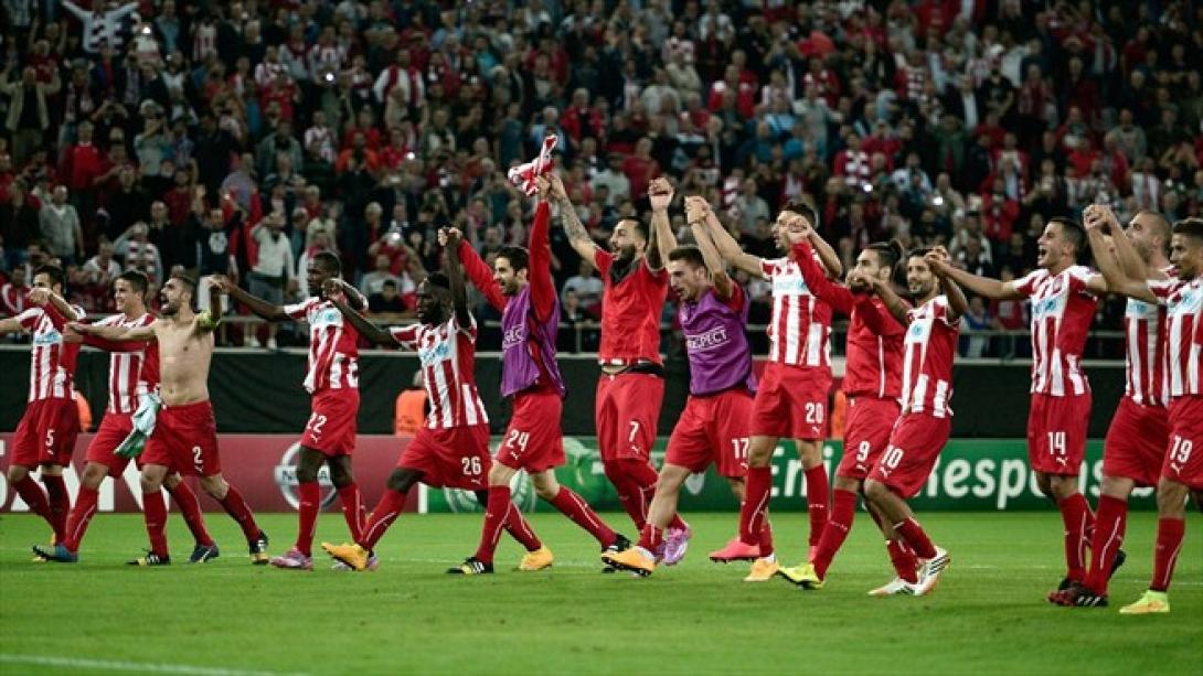 H νίκη του Ολυμπιακού έφερε την Ελλάδα στη 12η θέση