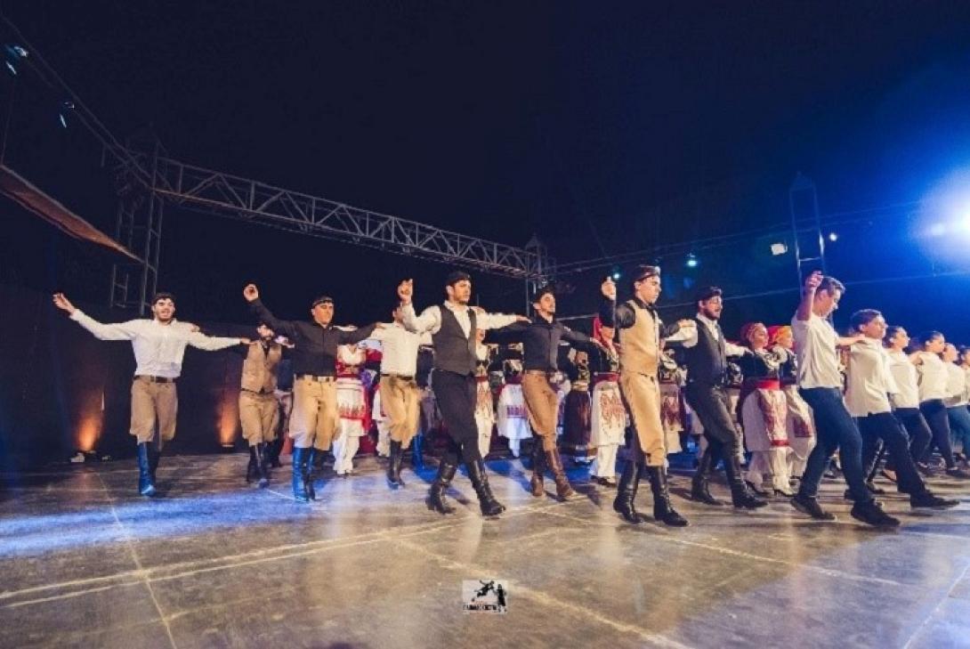 όμιλος παπαδόκωστα