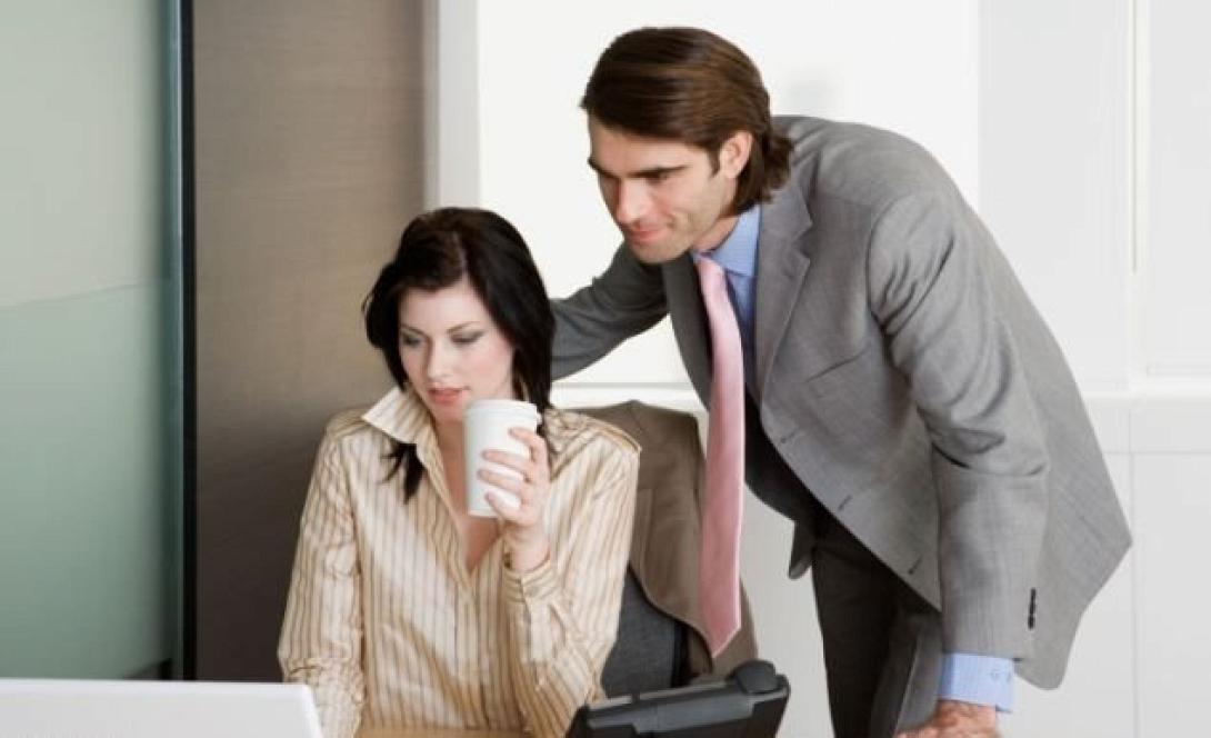 Τι θα αντιμετωπίσεις αν τα φτιάξεις με τον ωραίο του γραφείου