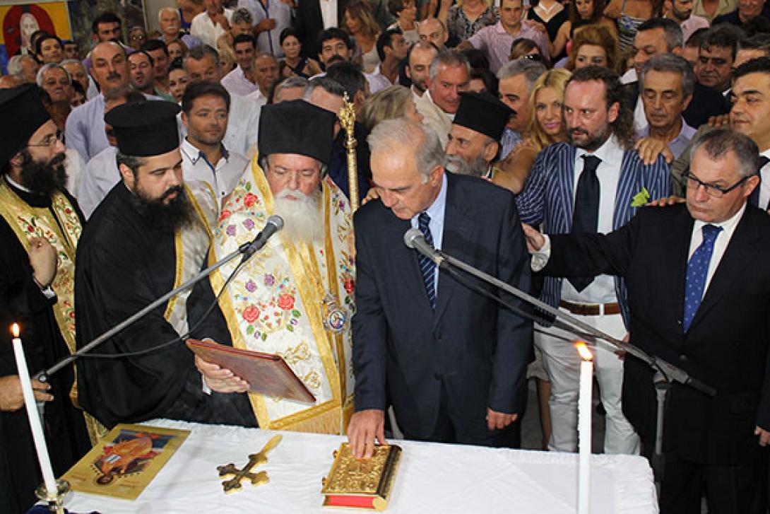 Ορκίστηκε ο Βασίλης Λαμπρινός και η νέα δημοτική αρχή Ηρακλείου