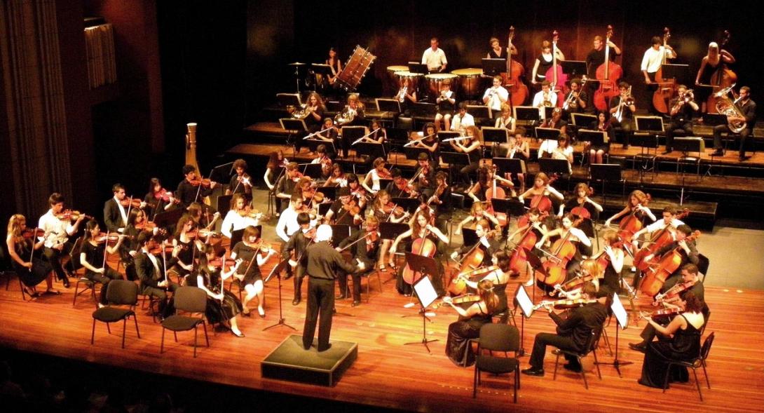συμφωνικη αρχηστρα