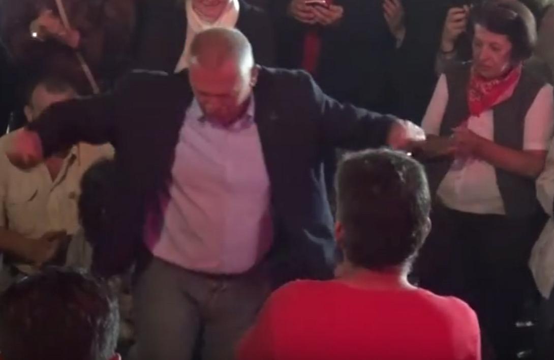 παφίλης ζεϊμπέκικο